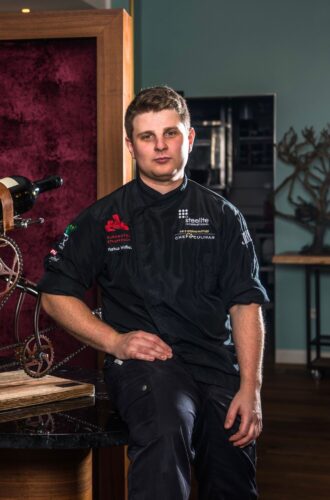 18f915a8 25c6 40fa 8c27 75d2574a5cdf